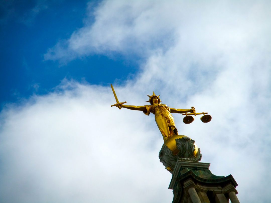 Comparing the prosecution of tax crime with benefits crime